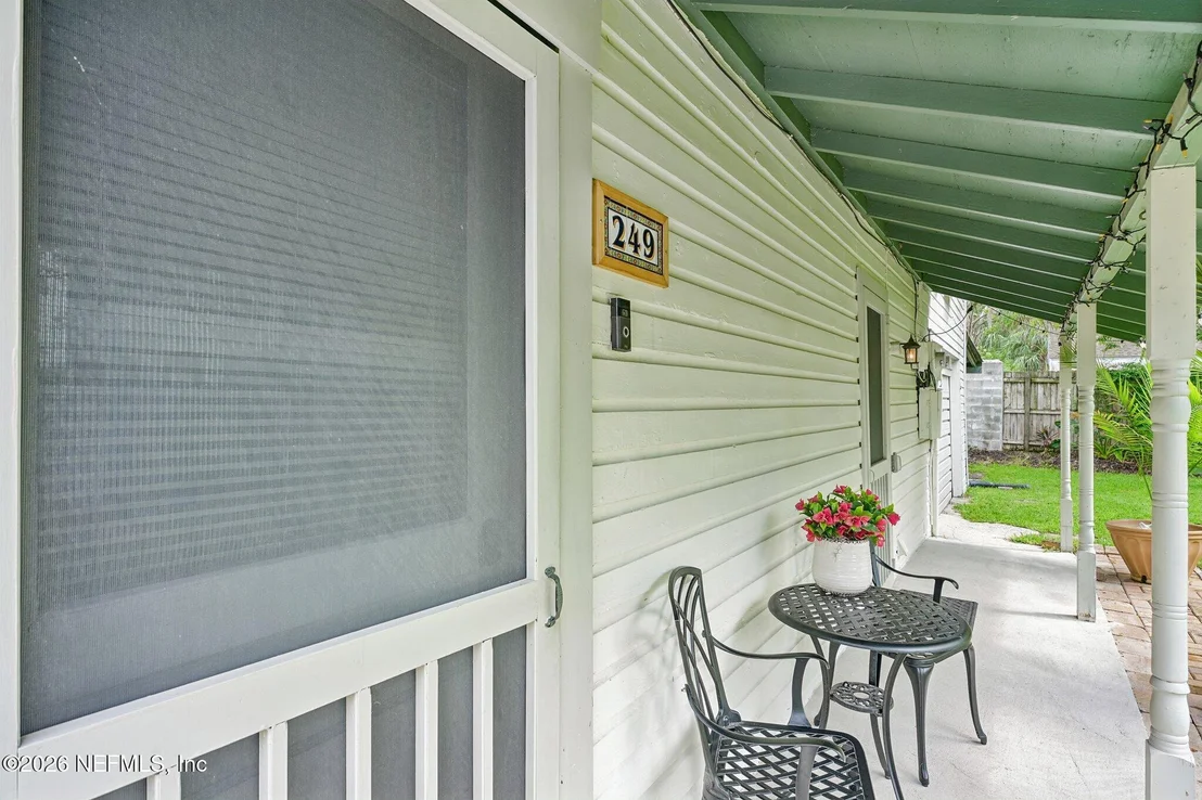 Photo of 249 CHARLOTTE Street