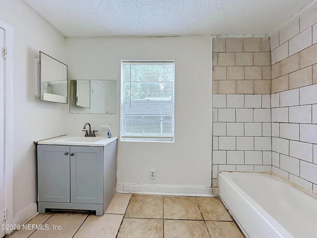 Photo of 224 SPRING Street