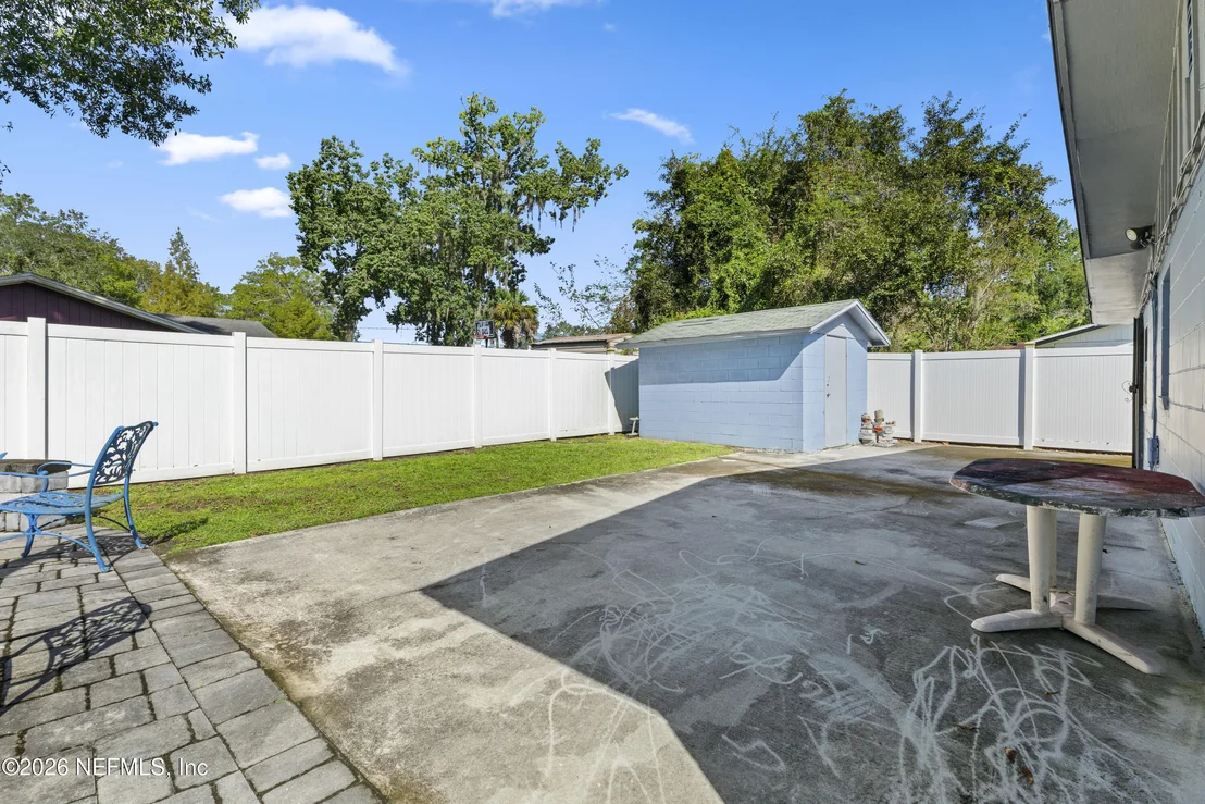 Photo of 9716 DEVONSHIRE Boulevard