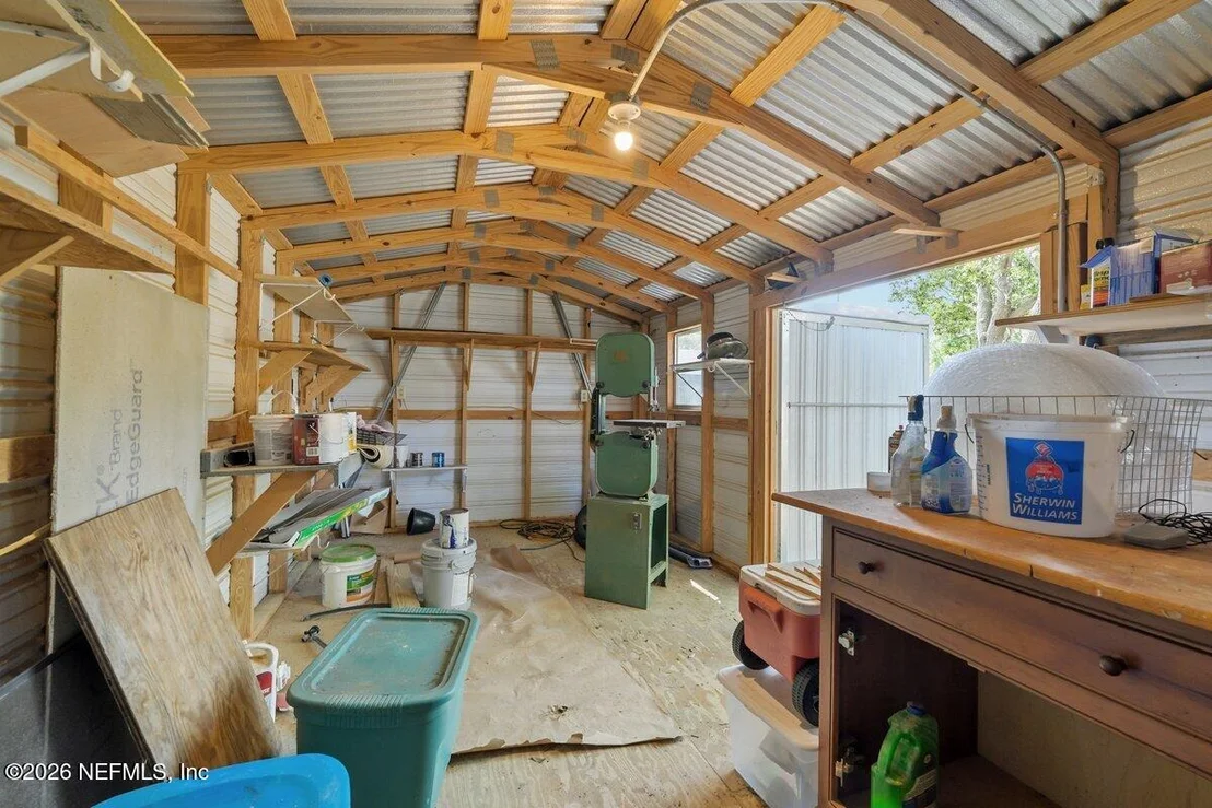 Photo of 409 LOBELIA Road
