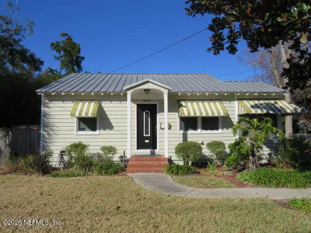 Photo of 4649 CAMBRIDGE Road