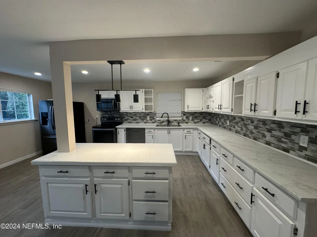 Photo of 4235 CLYDE Drive