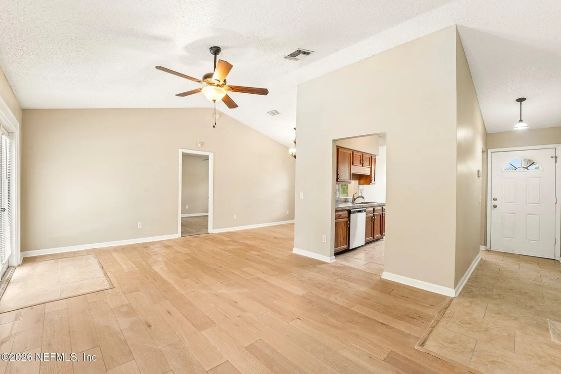 Photo of 1818 FARM Way