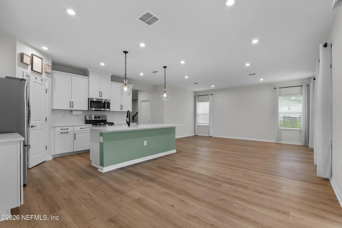 Photo of 226 TOWER Court