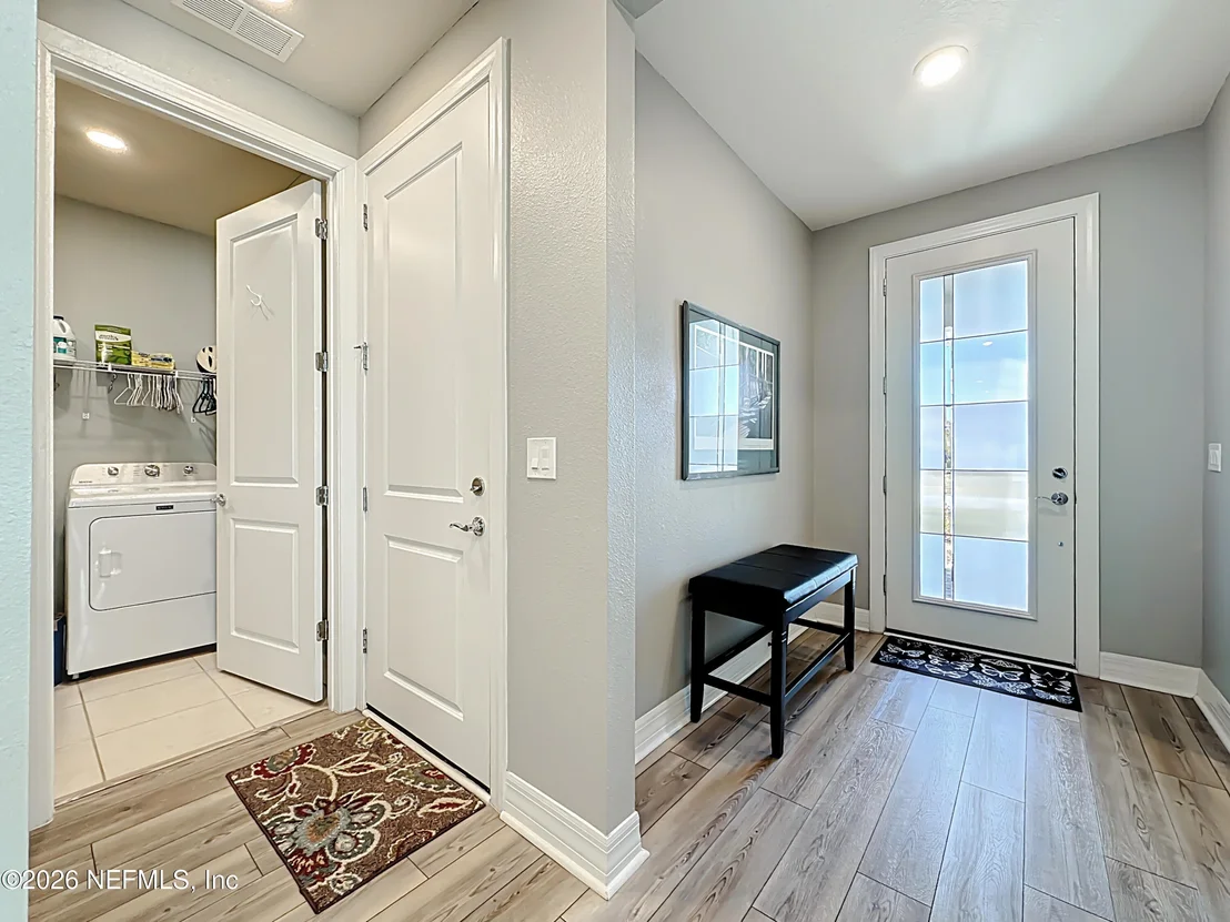 Photo of 11012 TOWN VIEW Drive