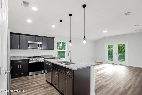 Photo of 407 RUSTIC Road