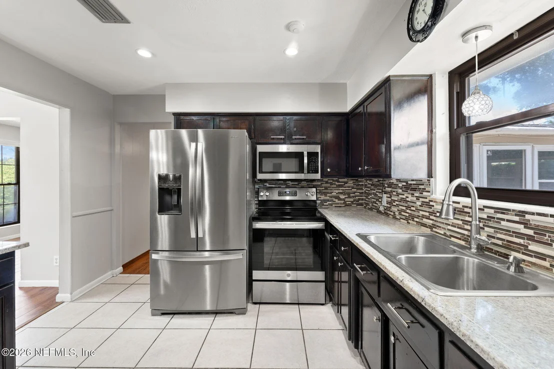 Photo of 4023 GRISSOM Drive