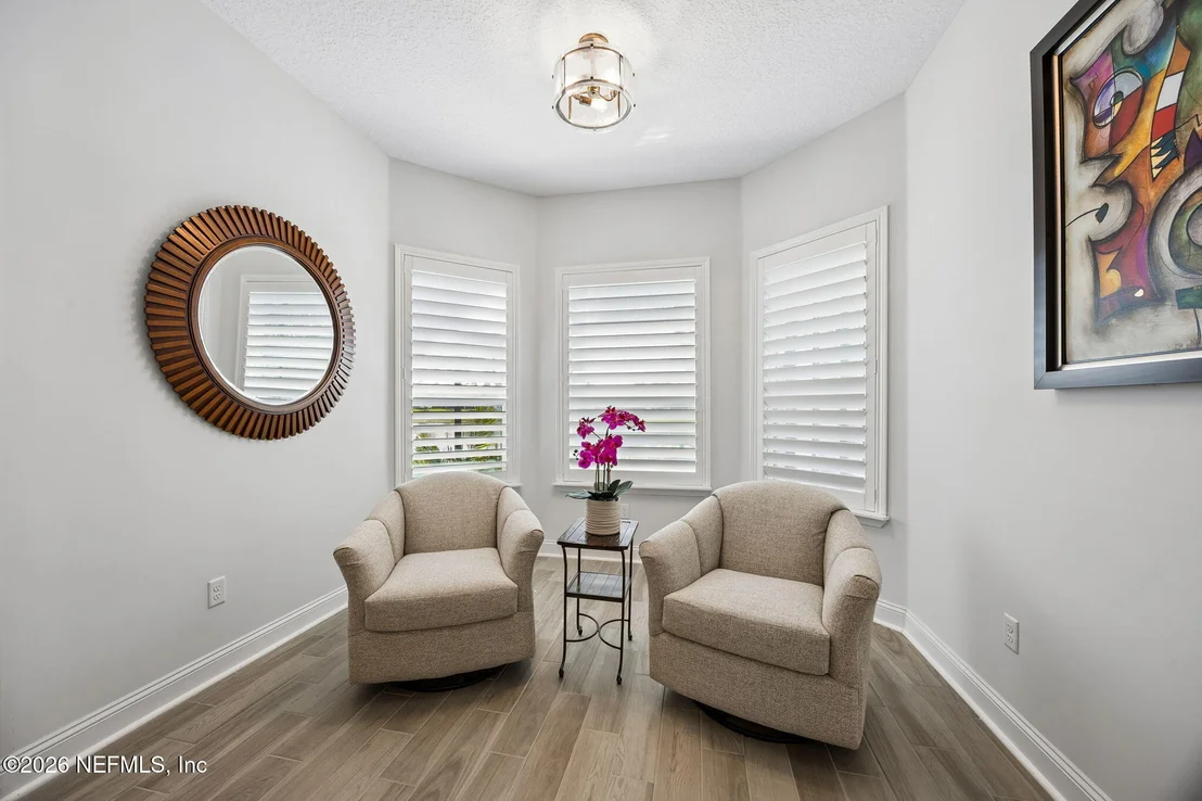 Photo of 264 TOPSIDE Drive