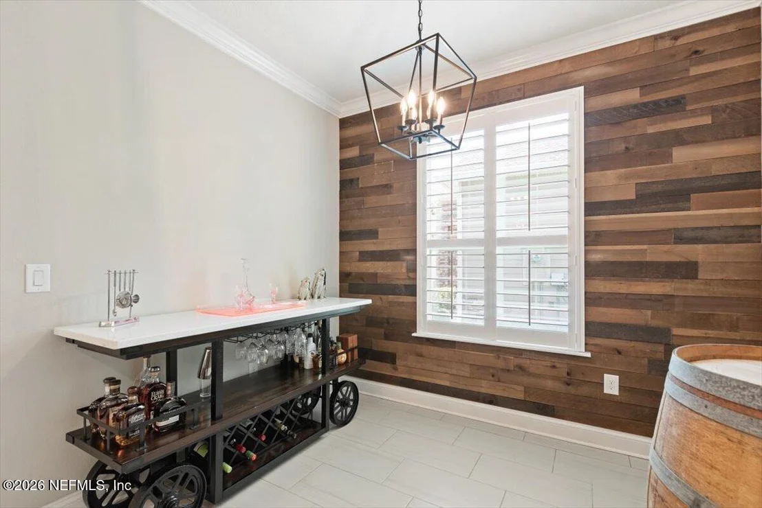 Photo of 472 GLORIETA Drive