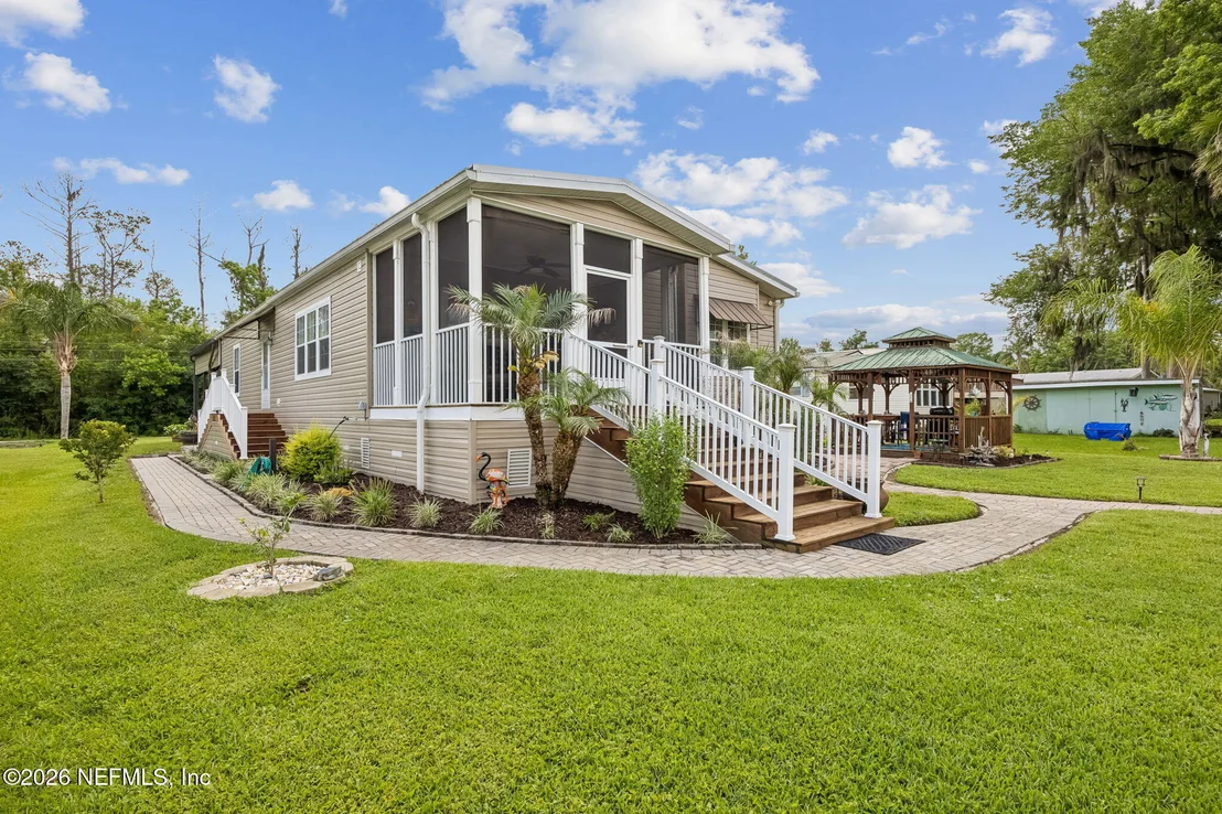 Photo of 329 PARADISE Circle