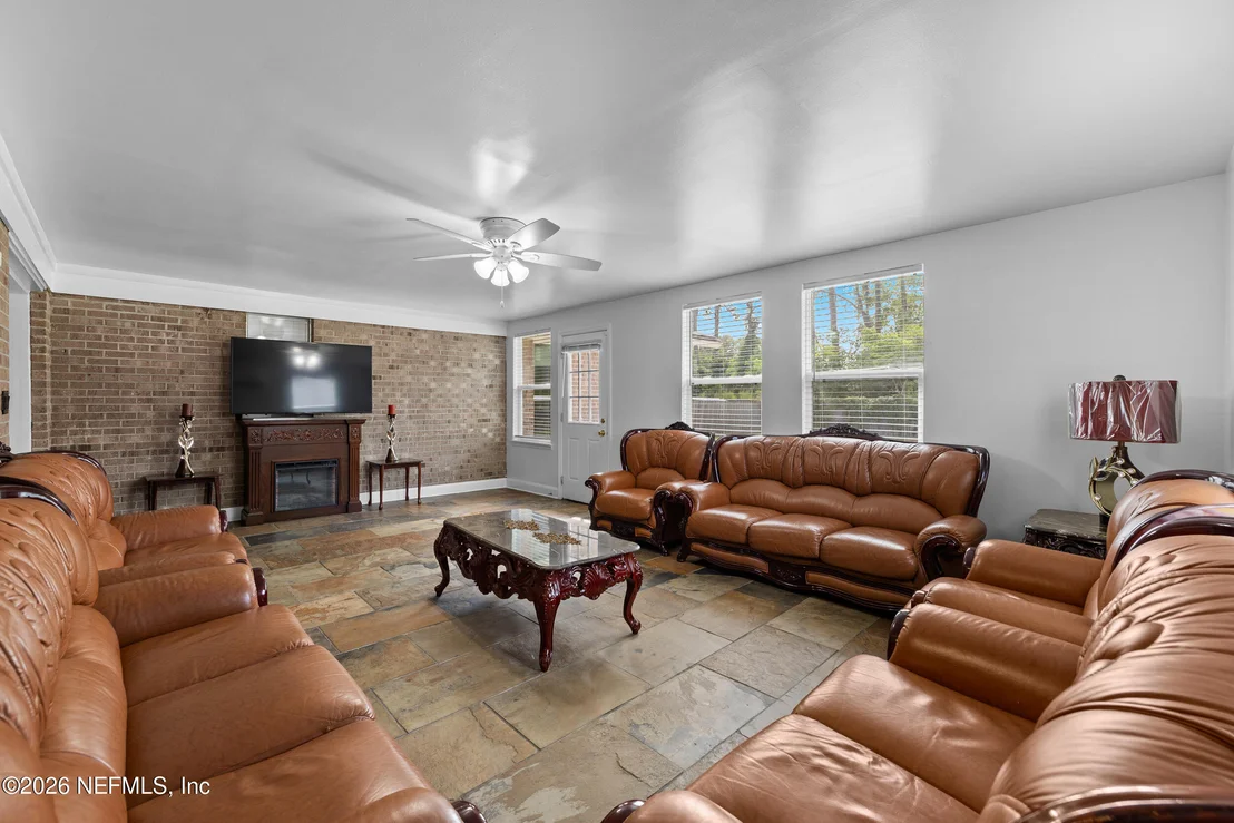 Photo of 3383 CHRYSLER Drive