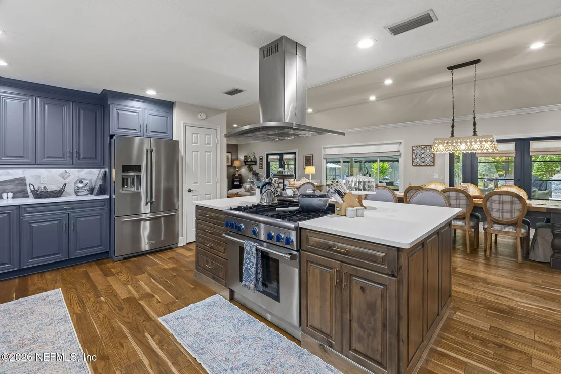 Photo of 8148 BLUE JAY Lane
