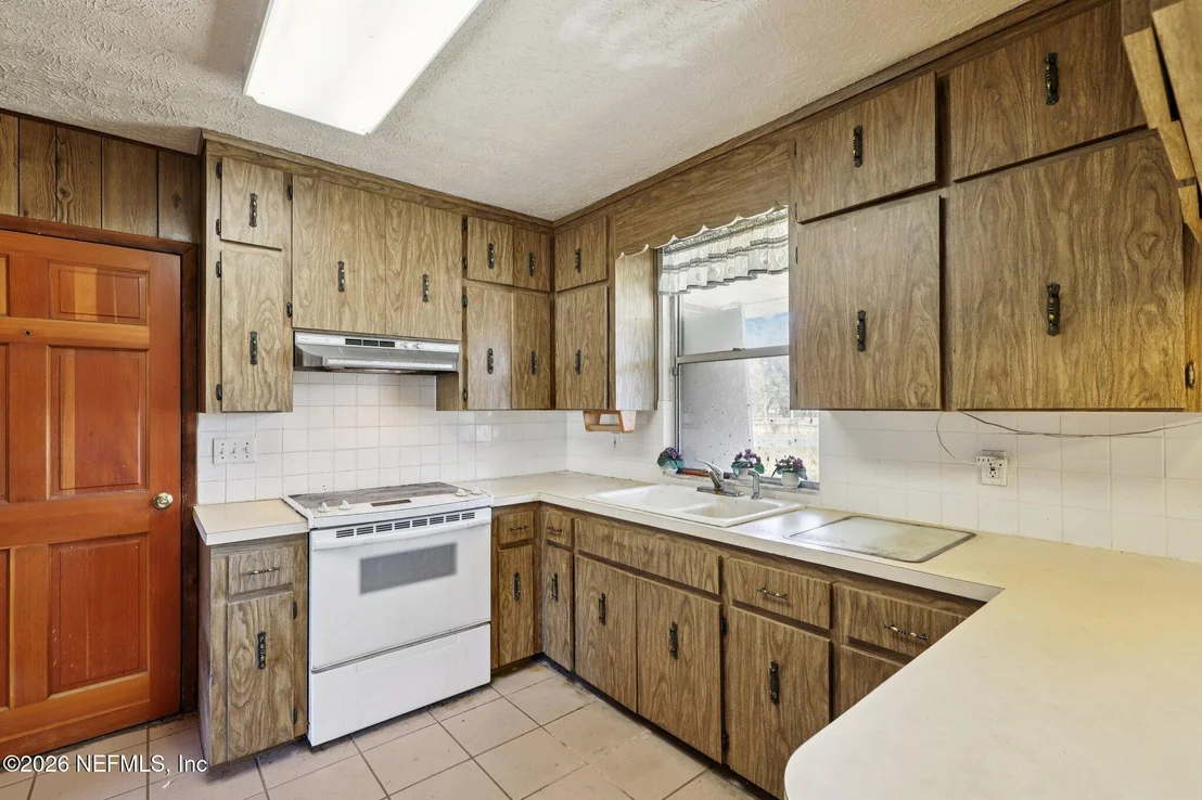 Photo of 54031 SHEFFIELD Road