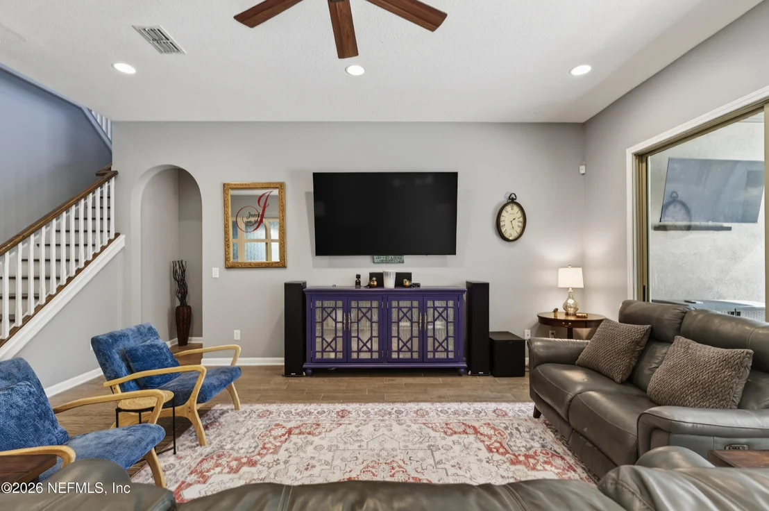 Photo of 127 EAGLE ROCK Drive