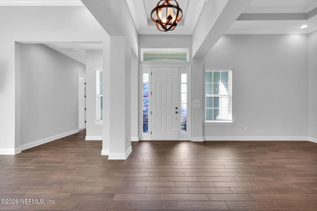 Photo of 62 BROADLEAF Lane