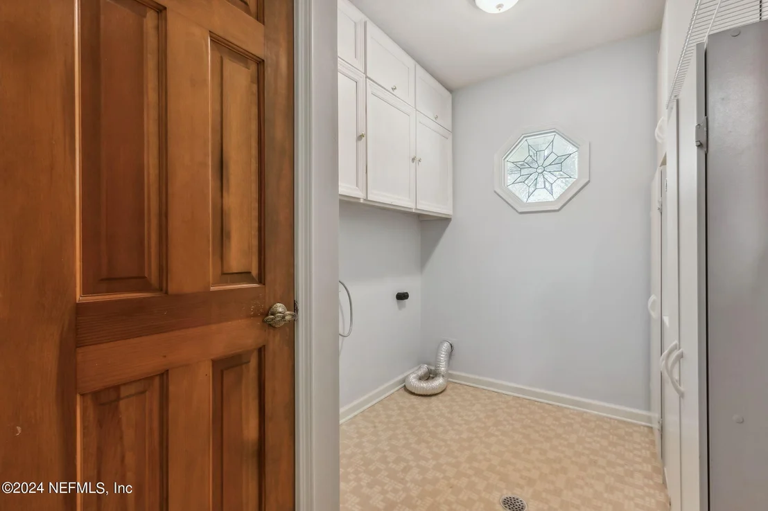Photo of 55199 DEER RUN Road