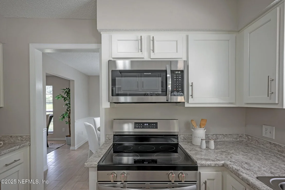 Photo of 2576 BOTTOMRIDGE Drive