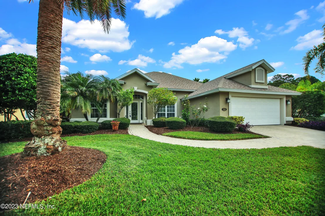 Photo of 944 OXFORD Drive