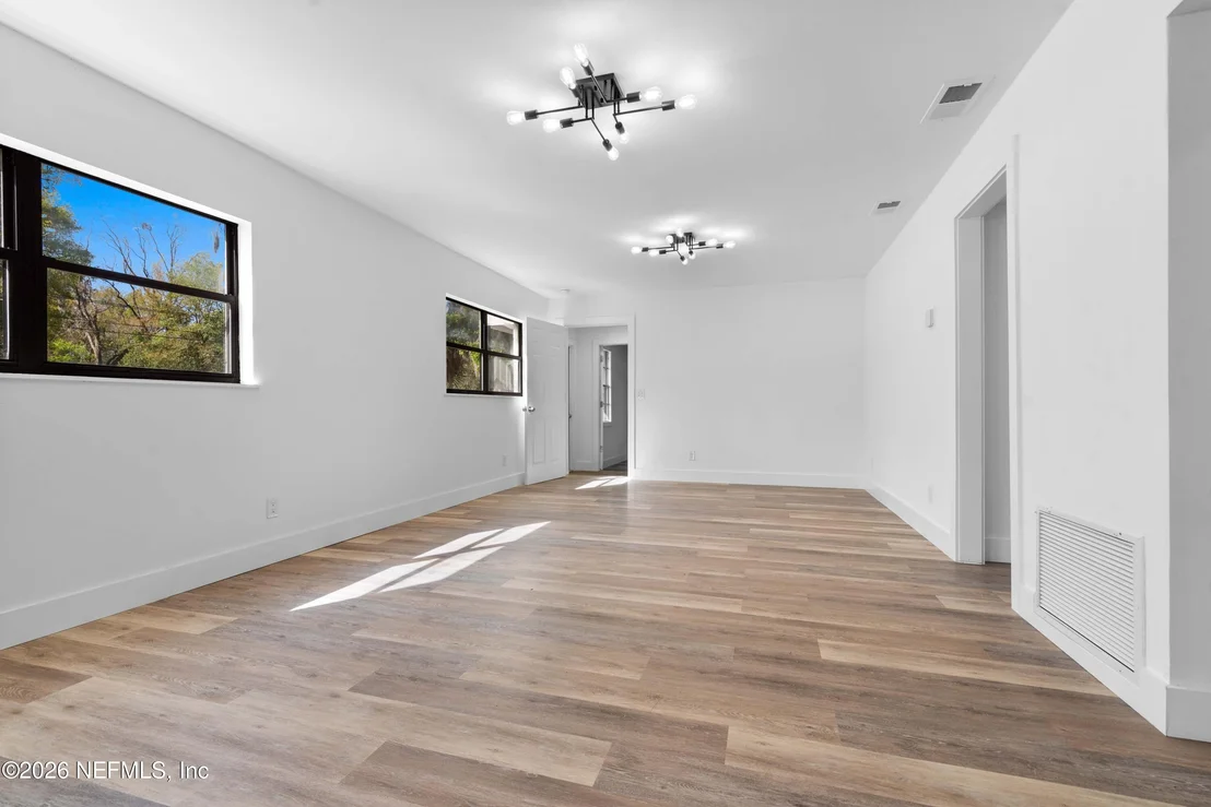 Photo of 7541 STRATO Road