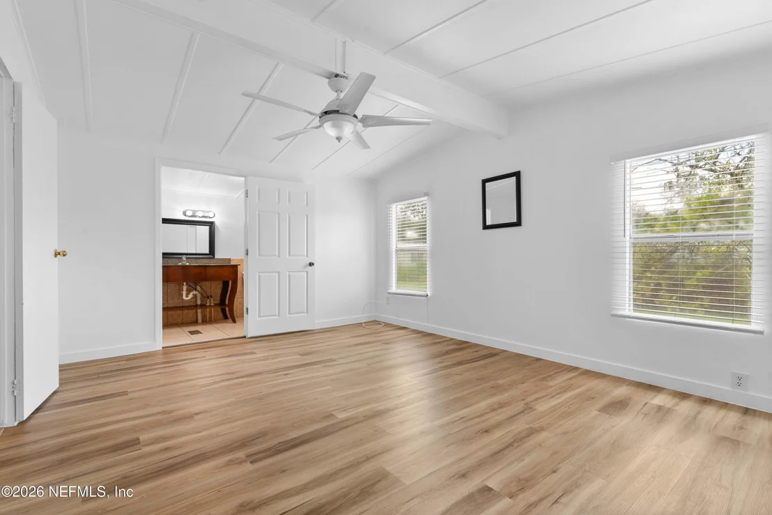 Photo of 349 STOKES LANDING Road