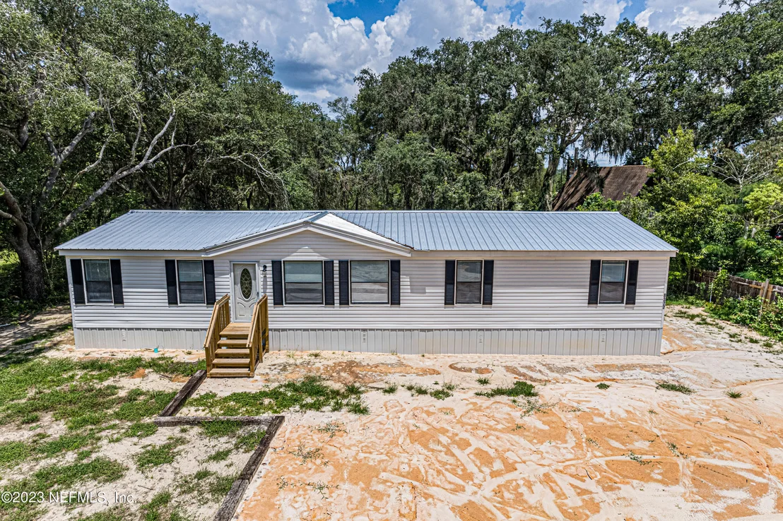 Photo of 8377 STATE ROAD 100