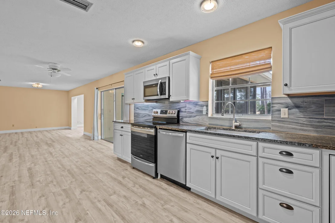 Photo of 503 SEVILLA Drive