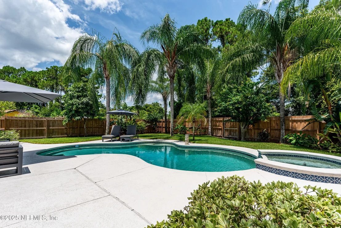 Photo of 12381 APPLE LEAF Drive