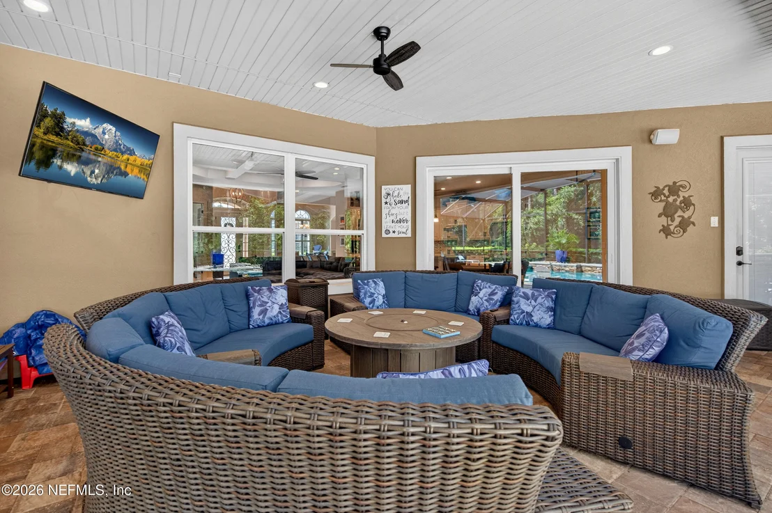 Photo of 287 VALE Drive