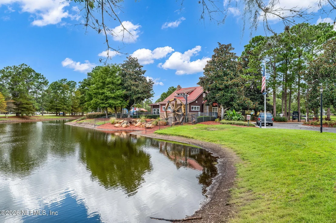 Photo of 9478 BEMBRIDGE MILL Drive