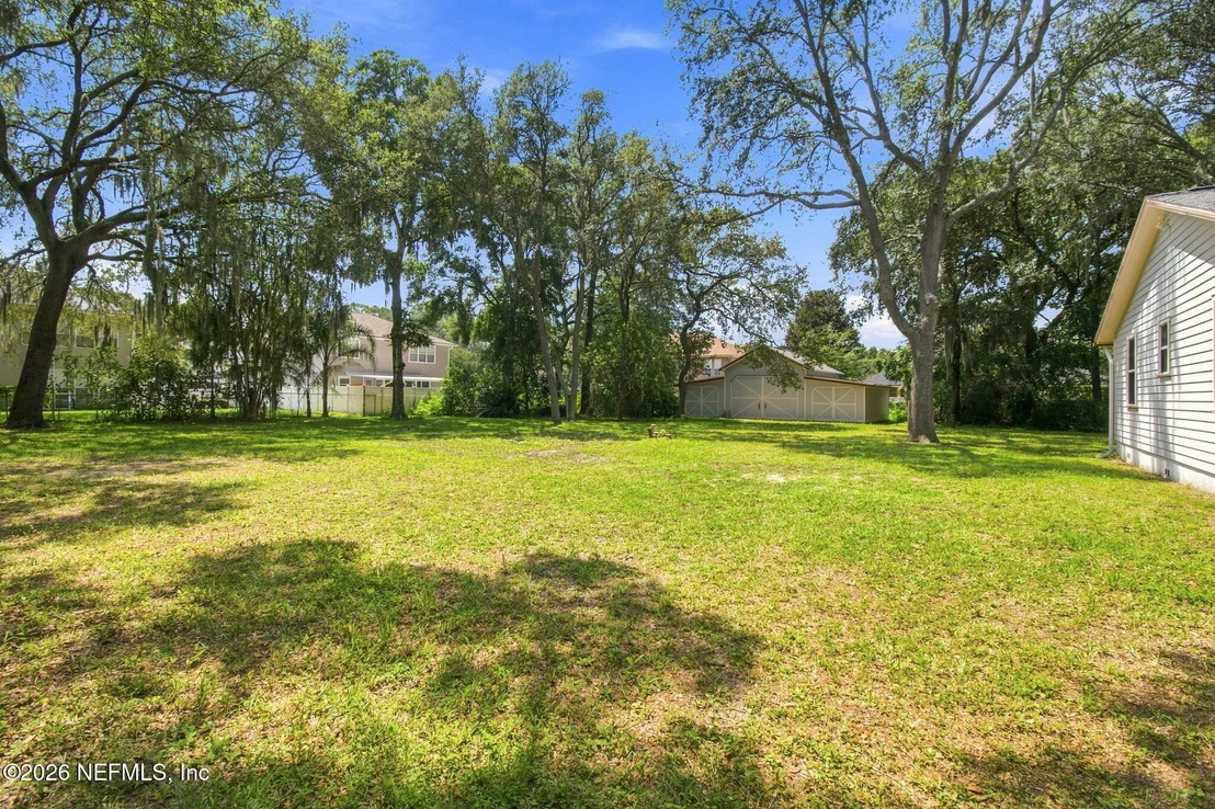 Photo of 1478 GATELY Road