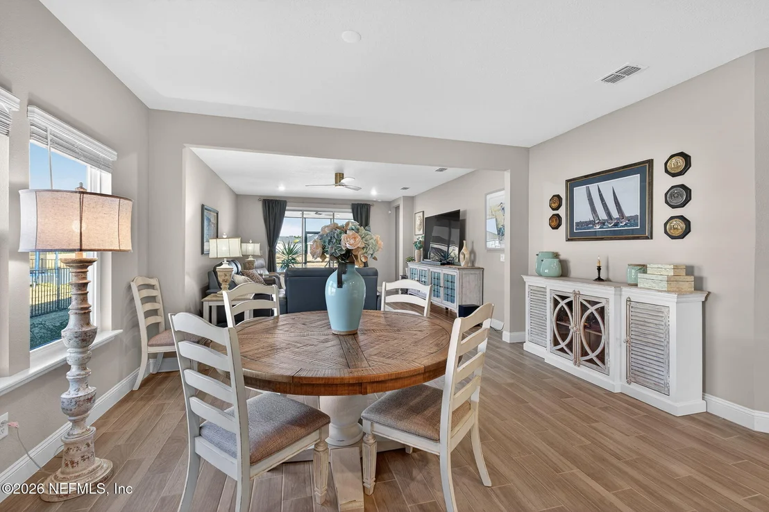 Photo of 378 VARNER Way