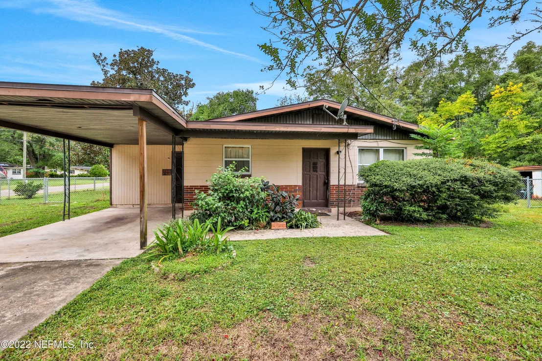 Photo of 2332 BURPEE Drive