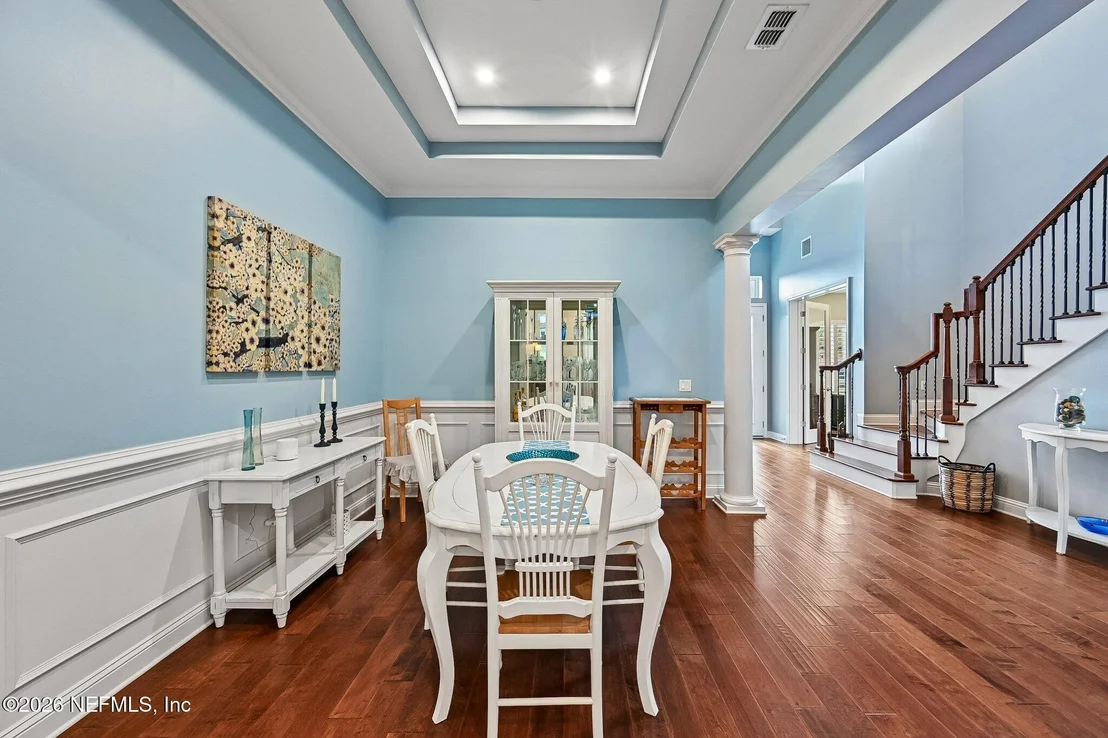 Photo of 136 DUNDEE Place