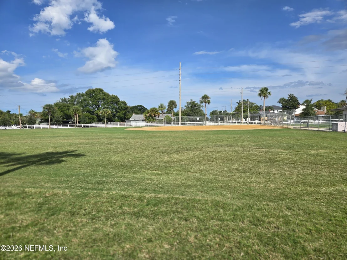 Photo of 1103 PALM Circle