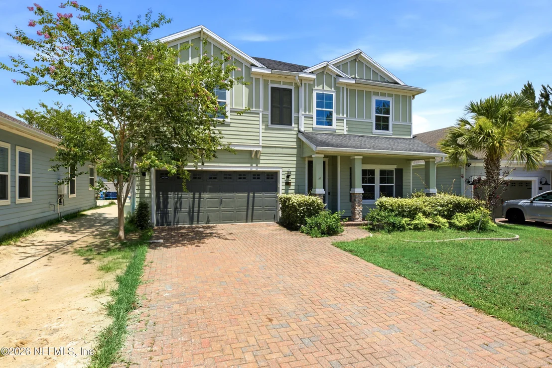 Photo of 133 HOWELL Court