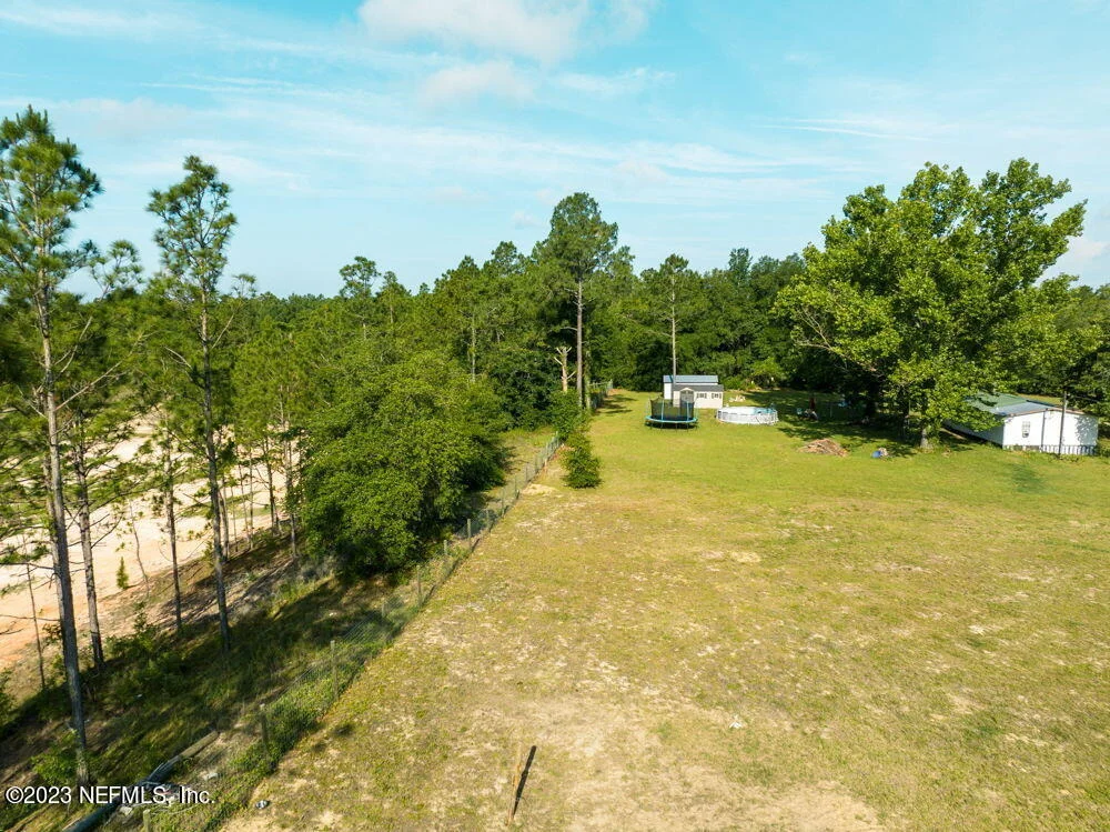 Photo of 6057 HILLCREST Road