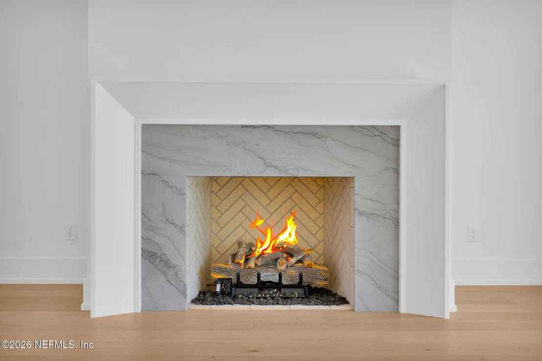 Photo of 605 SHELL RIDGE Lane