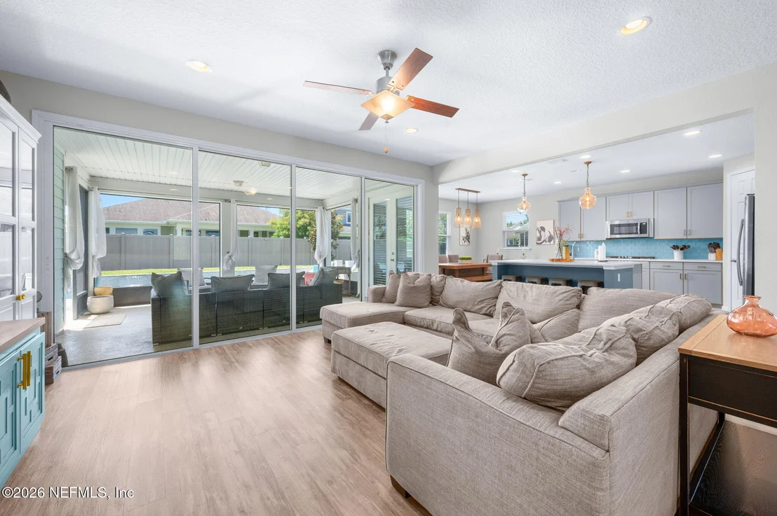 Photo of 132 PALISADE Drive