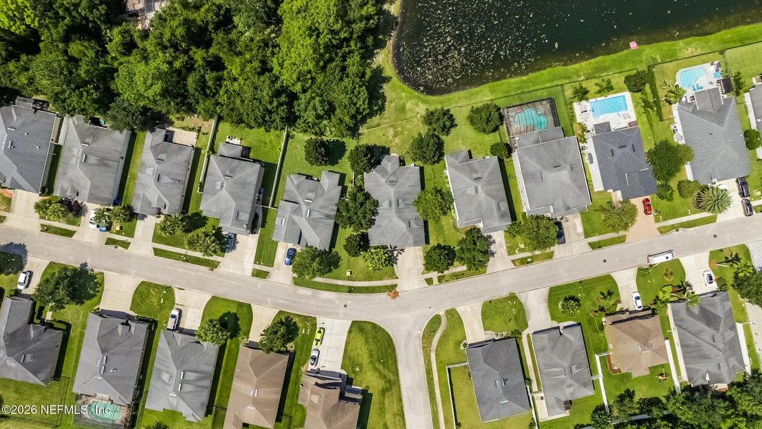 Photo of 285 W ADELAIDE Drive