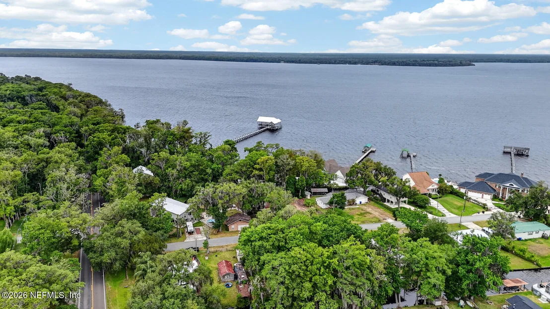 Photo of 10111 COUNTY ROAD 13 N