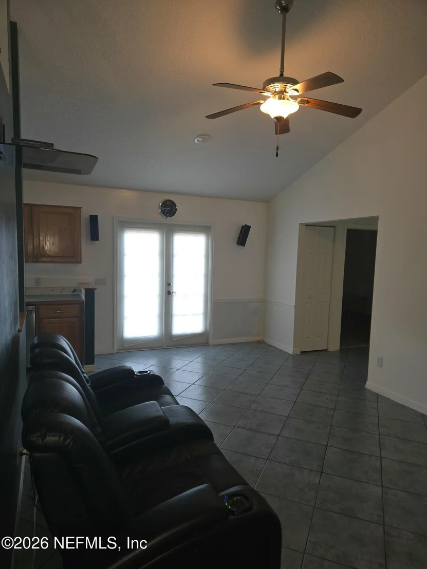 Photo of 102 ALICANTE Road