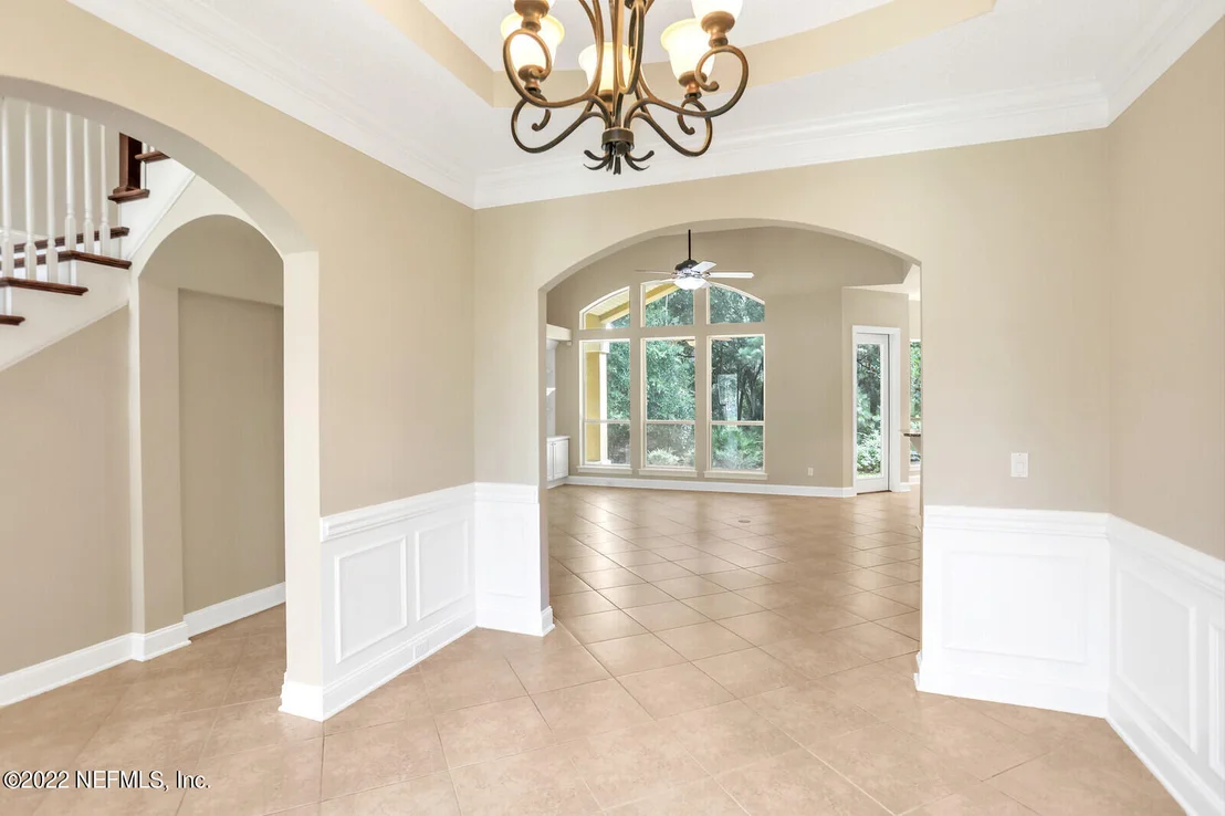 Photo of 275 STONEWELL Drive