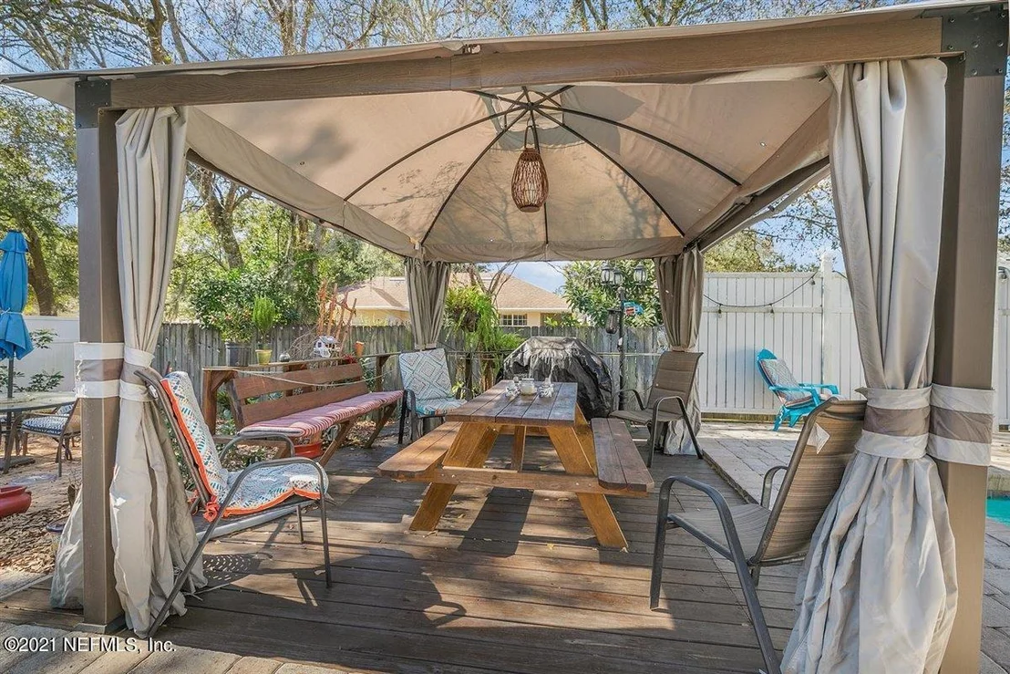Photo of 304 DOYLE Lane
