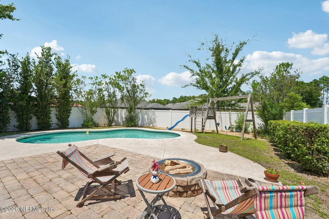 Photo of 96398 COMMODORE POINT Drive