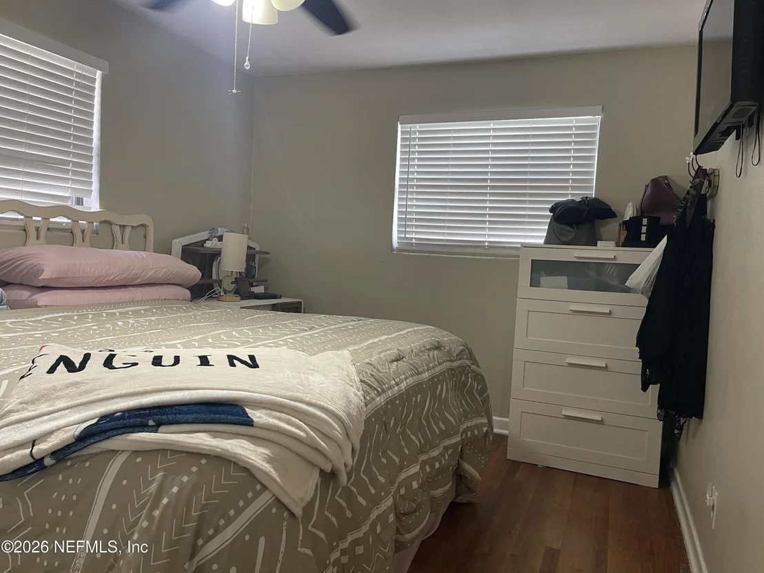 Photo of 2112 DEAN Road