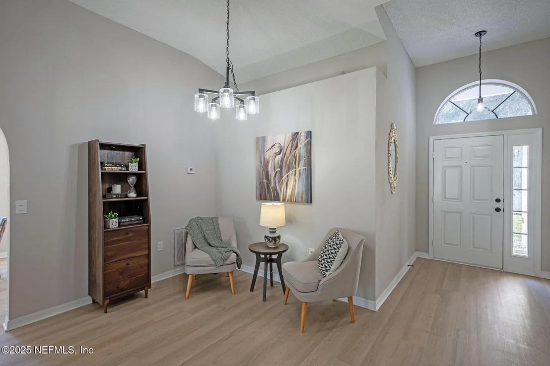 Photo of 2920 STONEGATE Lane