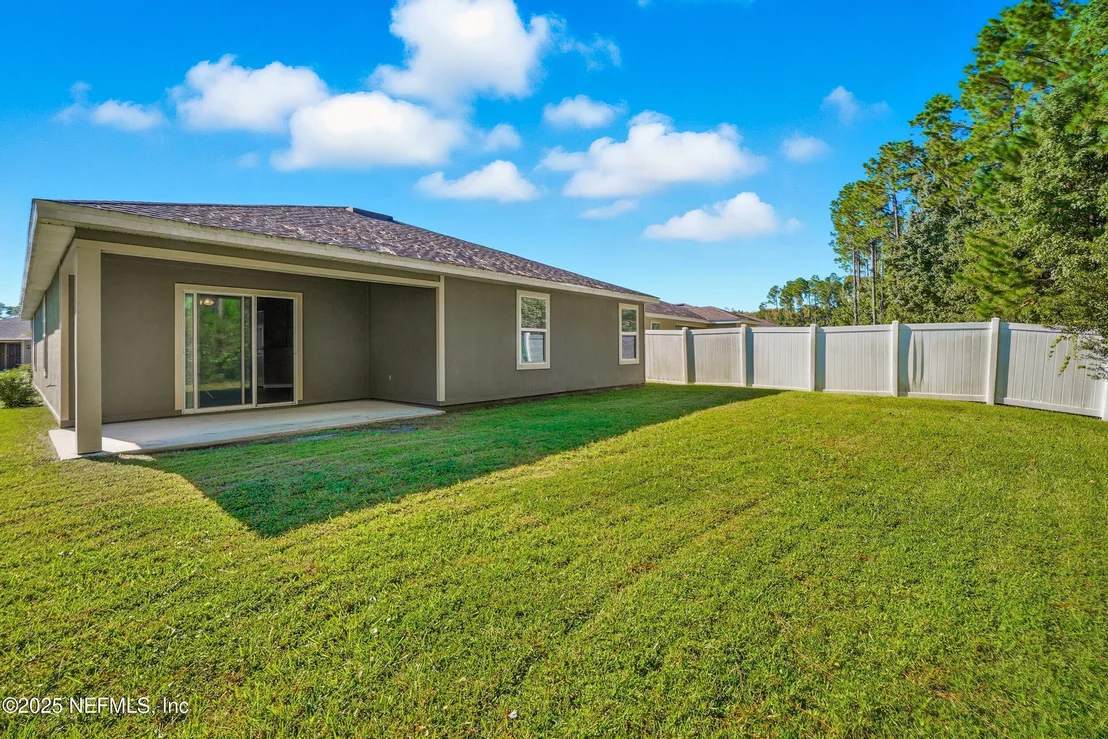Photo of 77812 LUMBER CREEK Boulevard