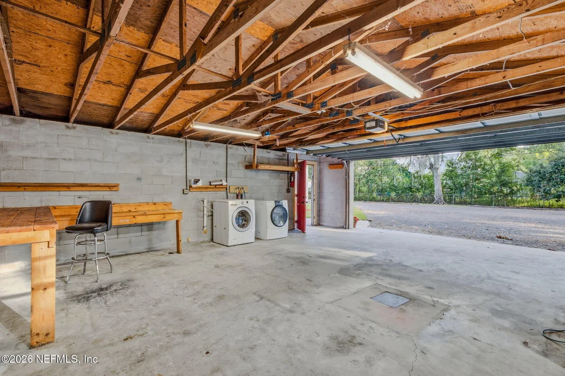 Photo of 1335 MURRAY Drive