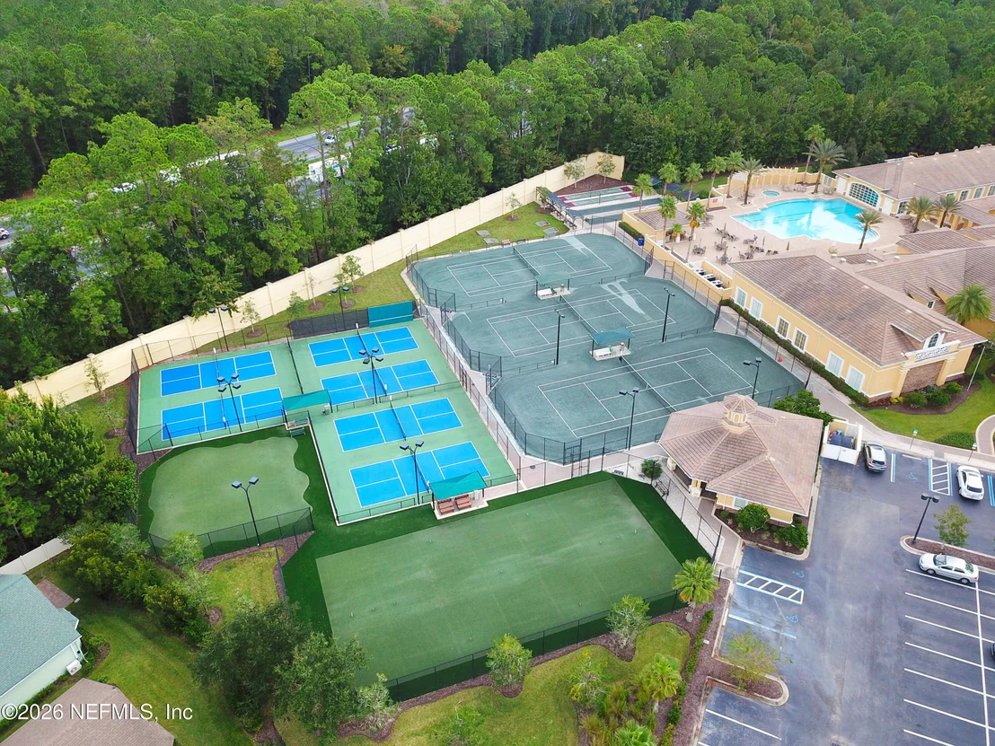 Photo of 1013 INVERNESS Drive