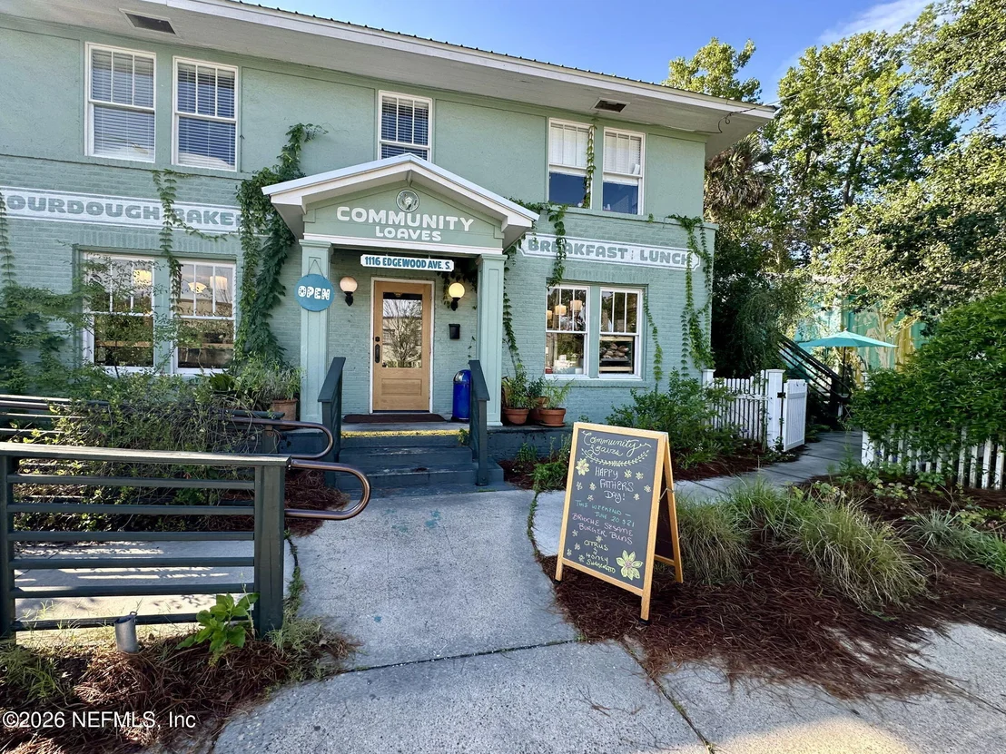 Photo of 1077 DANCY Street